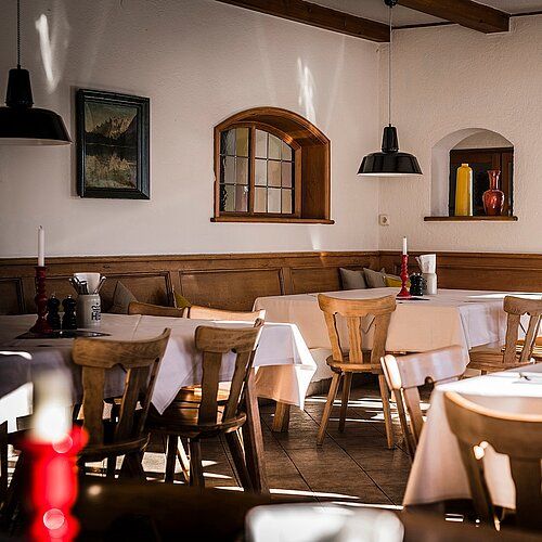 Bei uns auf 1.512 Metern könnt ihr in unserem Bergrestaurant wunderbare bayrische Schmankerl genießen, und das nicht nur...